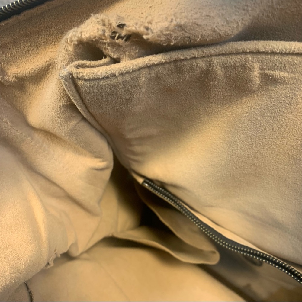 DAAME USA Large Pebbled Leather Laptop Crossbody Bag - Picture 14 of 16